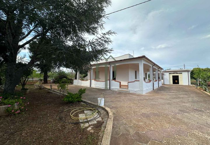 Masia a Ostuni, Brindisi, Ostuni - € 270.000 | Ref: Villa Columbri - foto 1